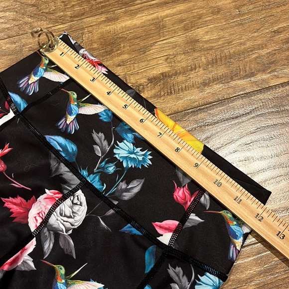 Zyia Active dark floral mesh high-rise 7/8 length leggings - Picture 6 of 10